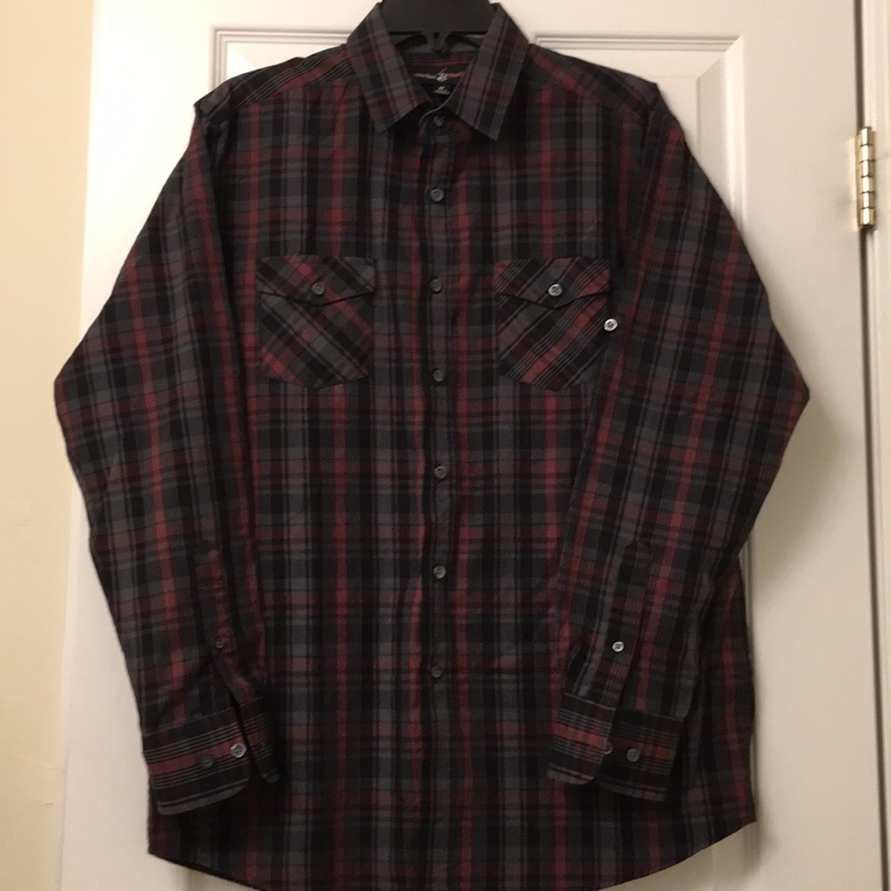 NWOT Beverly Hills Polo Club Plaid Long Sleeves